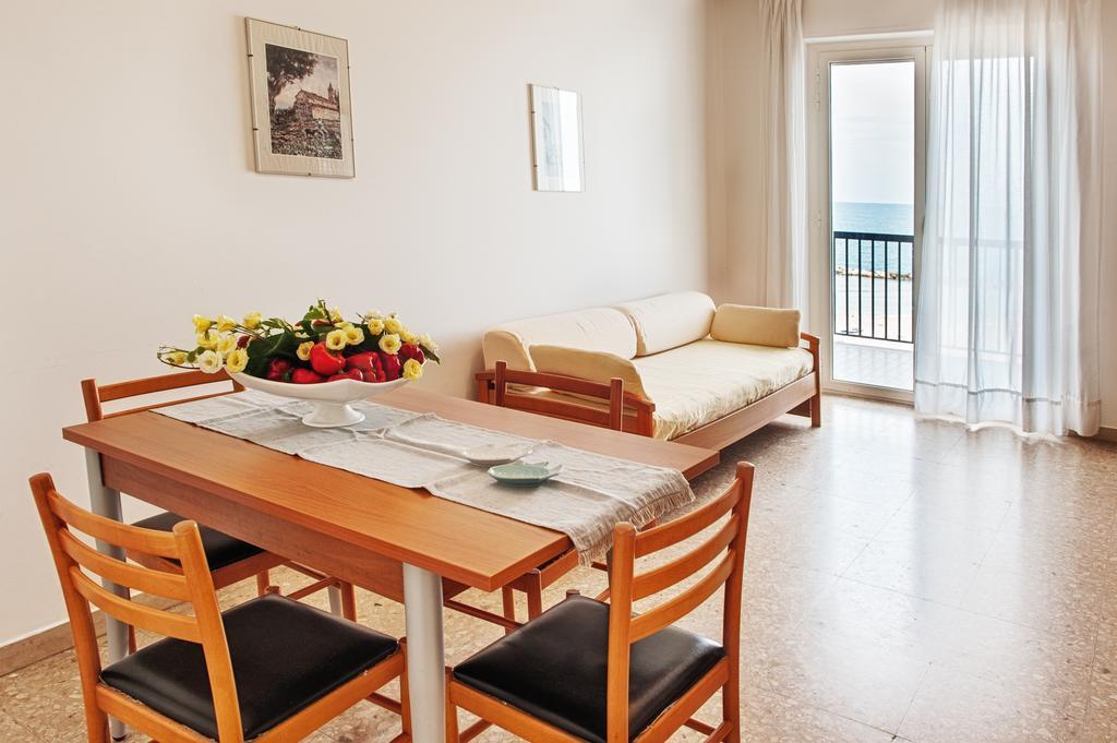 Tourist Residence San Benedetto del Tronto Extérieur photo