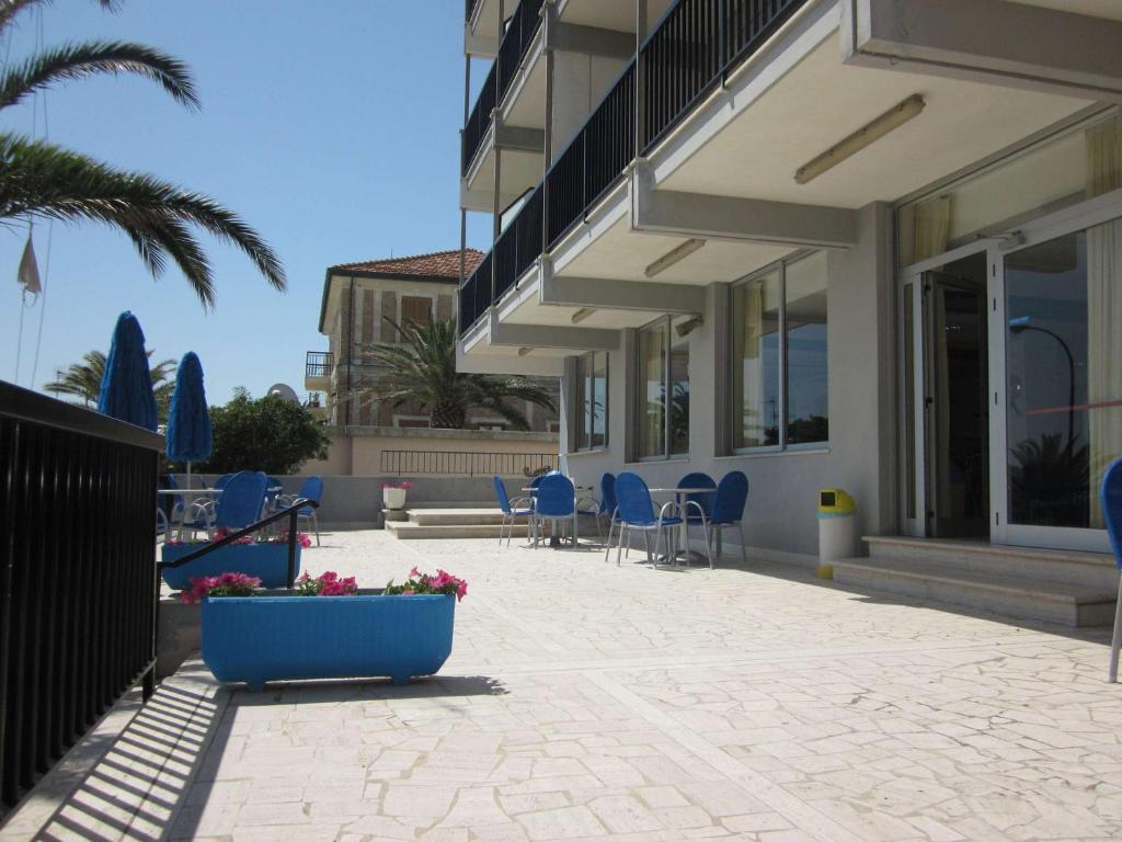 Tourist Residence San Benedetto del Tronto Extérieur photo