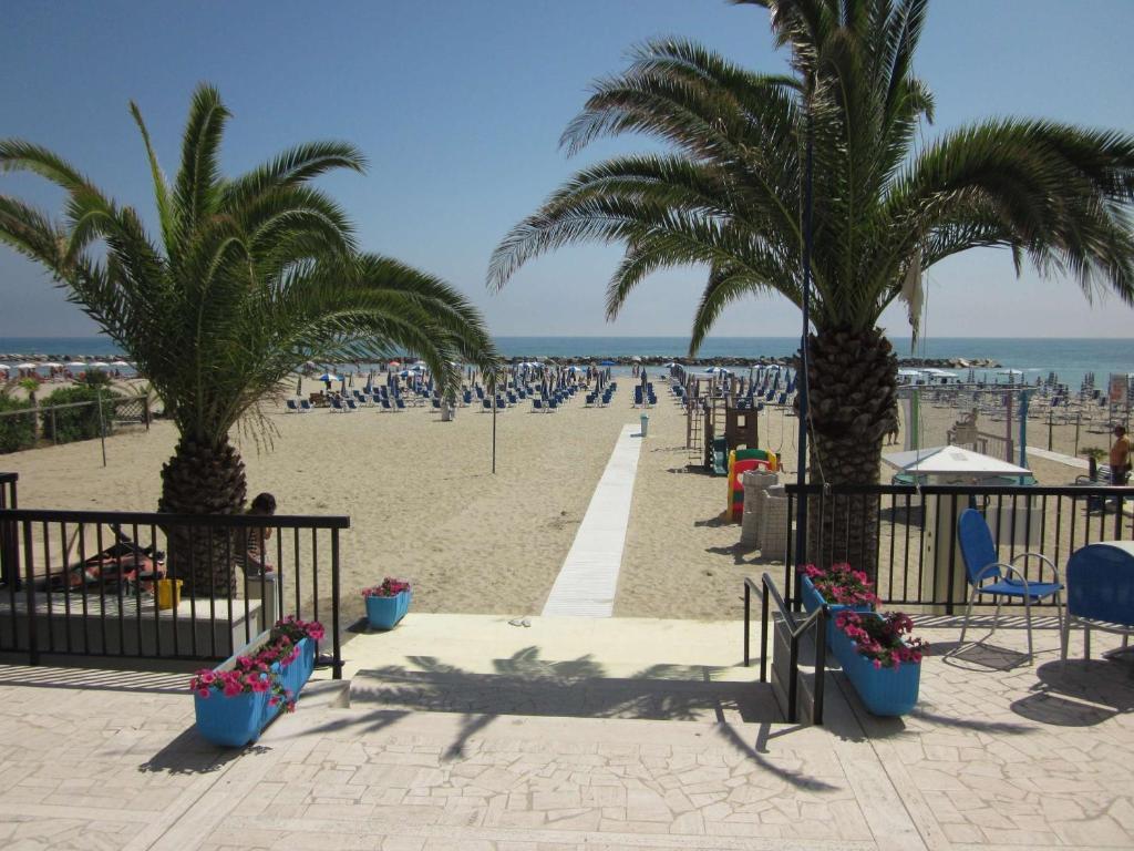 Tourist Residence San Benedetto del Tronto Extérieur photo
